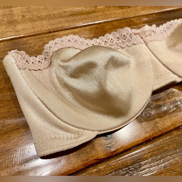 Vintage 34B beige strapless Wonderbra bra - Picture 3 of 9